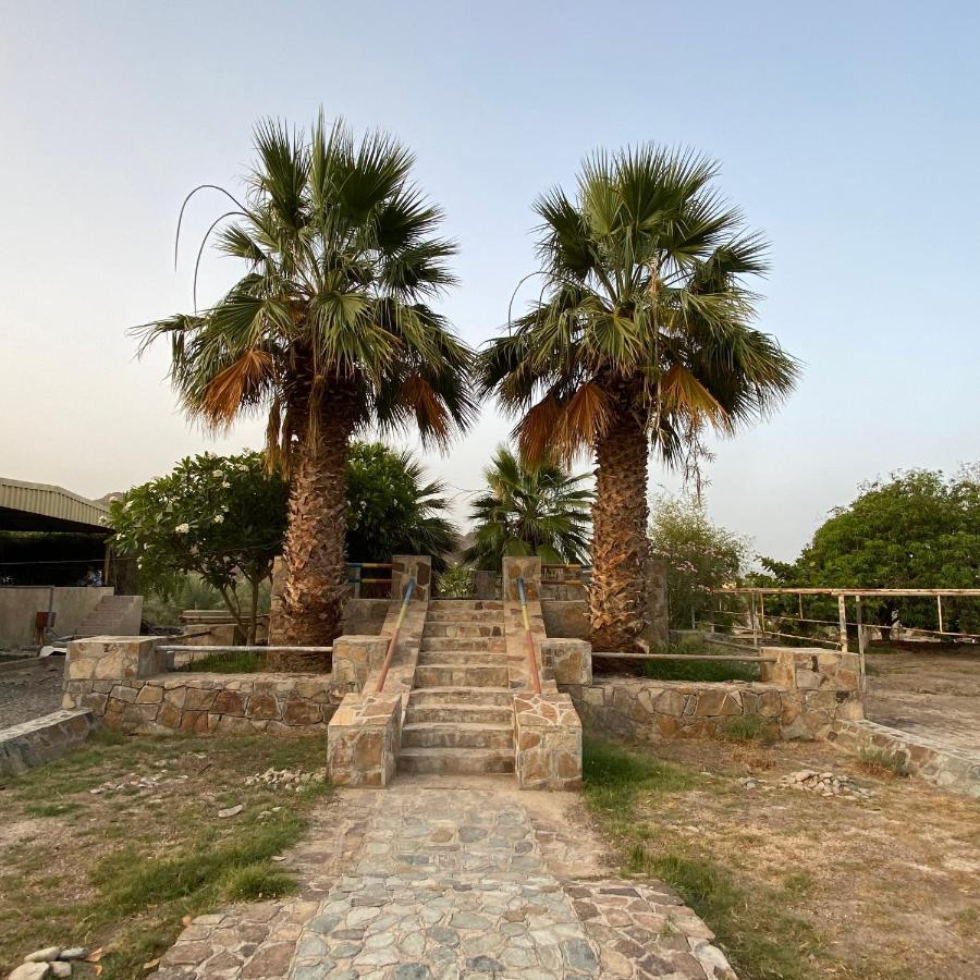 Villa Uae Farm à Qur Extérieur photo